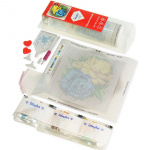 Алмазна мозаїка Ідейка Гріємось біля каміна AMC7851 без підрамника 30х30 см. Зображення №1