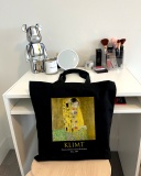 Екошопер Bookopt KLIMT - Поцілунок. Чорний (ВК4064). Зображення №4