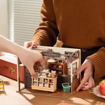 Конструктор 3D міні-будинок Robotime Rolife Becka‘s Baking House DG161. Изображение №5